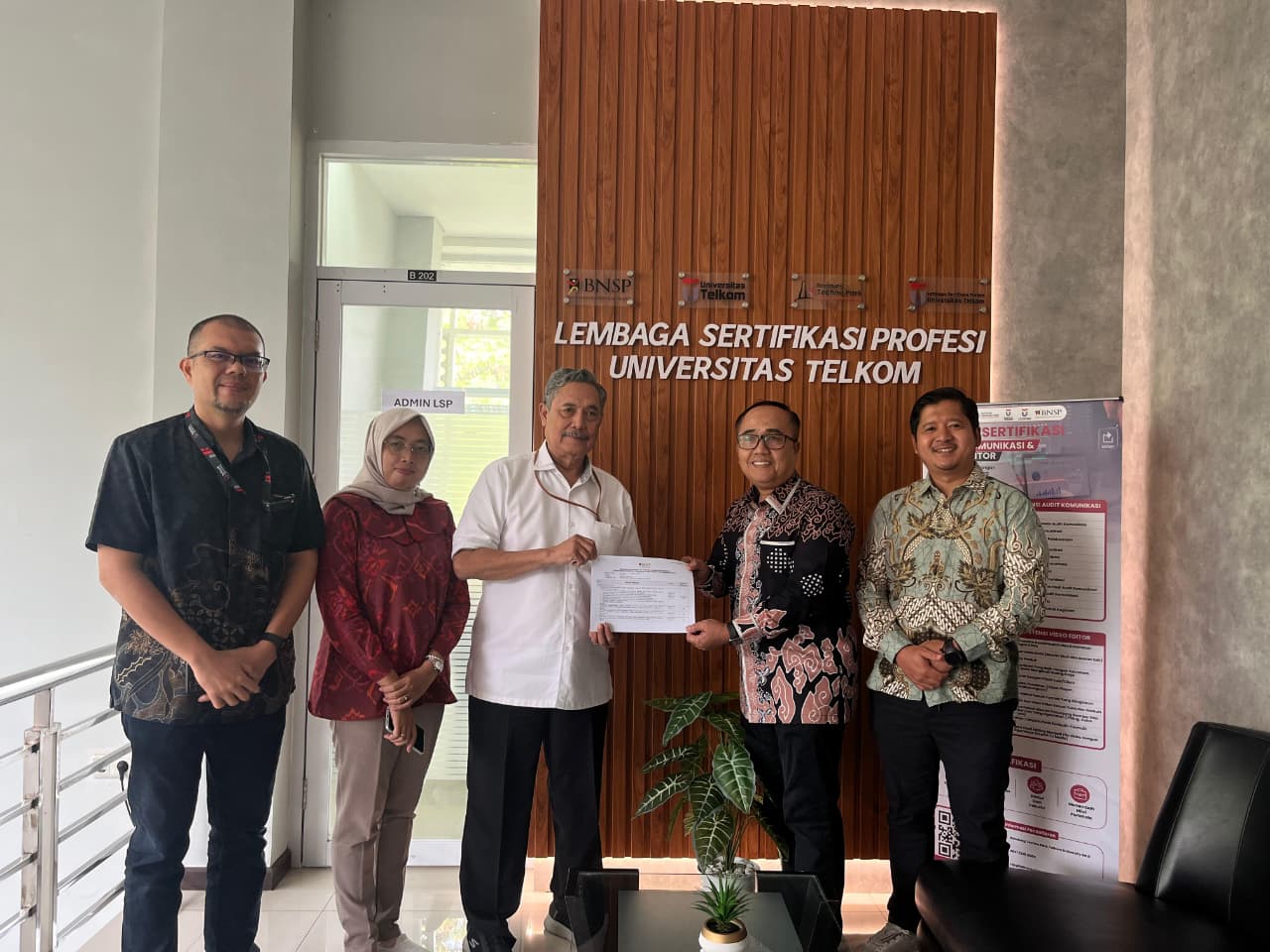 Universitas Telkom Jalani Proses Relisensi Lembaga Sertifikasi Profesi Pihak Pertama (P-1) di Bandung Techno Park